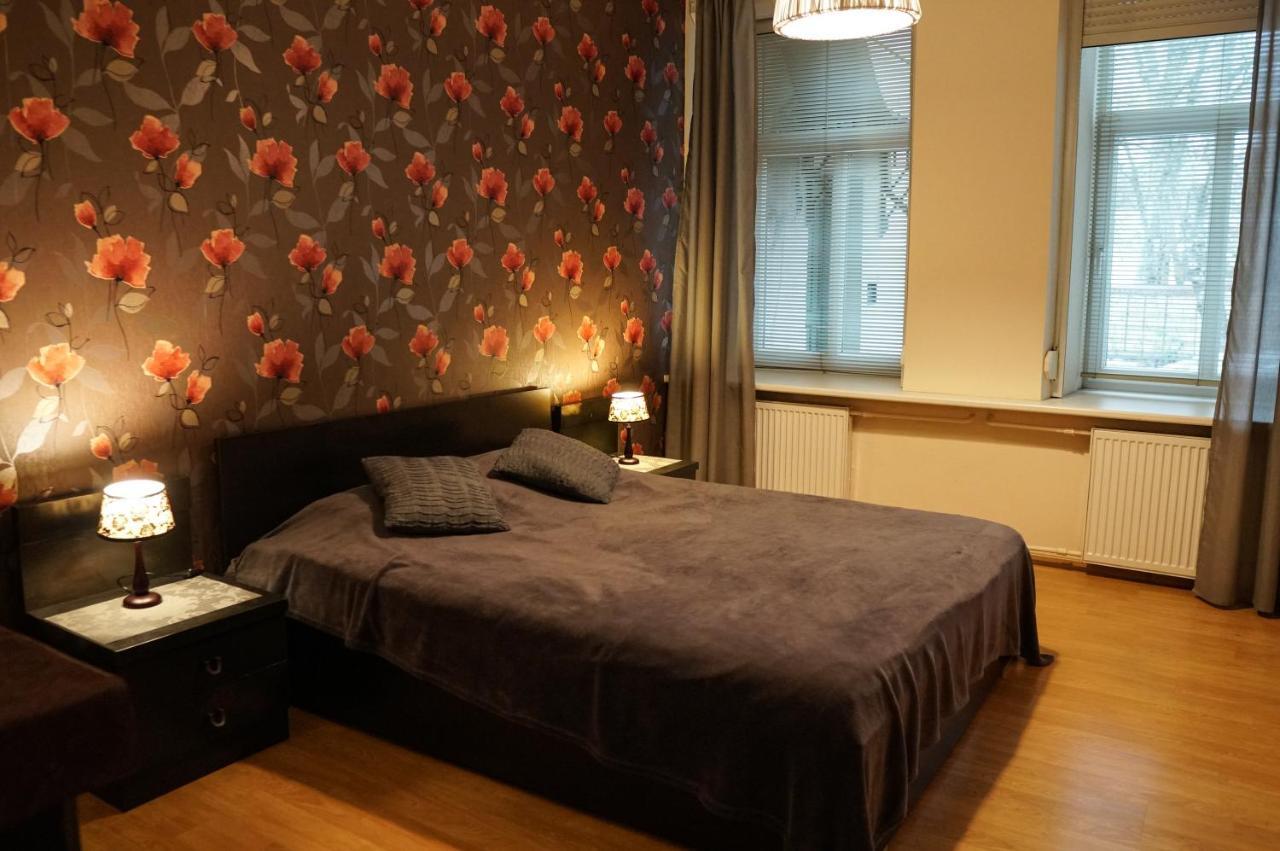 Cozy Apartment In Vilnius Oldtown ภายนอก รูปภาพ